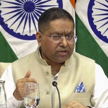 ভারতকে ট্রাম্পের ‘খোঁচা’র প্রতিবোদে’ কড়া জবাব দিল দিল্লি