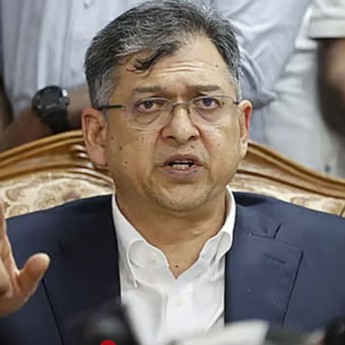 দেশের থানাগুলোকে দালালমুক্ত করার নির্দেশ স্বরাষ্ট্রমন্ত্রীর