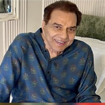 চরম অসুস্থতার পর প্রয়াত ধর্মেন্দ্র? ফিল্মফেয়ার ও আইএএনএস-এর দাবিতে তোলপাড়!