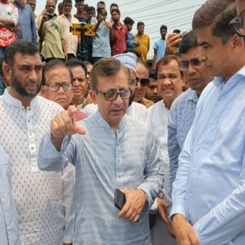 জ্বালানির পরিস্থিতি সামাল দিতে প্রয়োজনীয় ব্যবস্থা নেওয়া হচ্ছে: বাণিজ্যমন্ত্রী