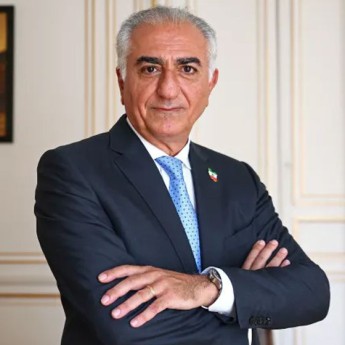 ইরানের জনগণকে আন্দোলন চালিয়ে যাওয়ার নির্দেশ নির্বাসিত ক্রাউন প্রিন্স পাহলভির