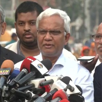 বেগম জিয়ার শারীরিক পরিস্থিতির হালনাগাদ: চিকিৎসকদের পর্যবেক্ষণে সাবেক প্রধানমন্ত্রী