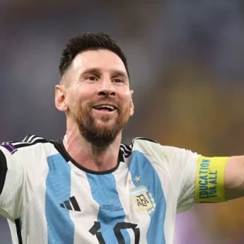 কাল ভারতে আসছেন মেসি, এক ছবি তুলতে লাগবে ১৪ লাখ টাকা