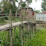 কাশিয়ানীতে চলাচলের রাস্তা বন্ধ করে ৩২ পরিবারের মানুষকে অবরুদ্ধ করার অভিযোগ