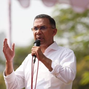 জনগণের রাজনৈতিক ও অর্থনৈতিক ক্ষমতায়ন নিশ্চিত করা জরুরি: প্রধানমন্ত্রী