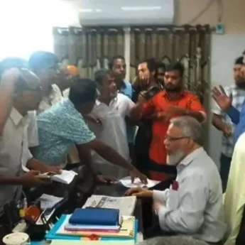 রাজশাহী মেডিকেল বিশ্ববিদ্যালয়ের ভিসি ও পিএসকে জোর করে পদত্যাগপত্রে স্বাক্ষর করানোর অভিযোগ