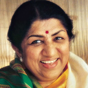 লতা মঙ্গেশকরের ৯৭তম জন্মবার্ষিকী আজ