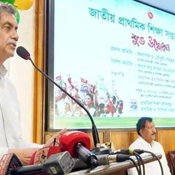 প্রাথমিকে ফের বৃত্তি চালুর কথা ভাবছে সরকার : শিক্ষা উপদেষ্টা