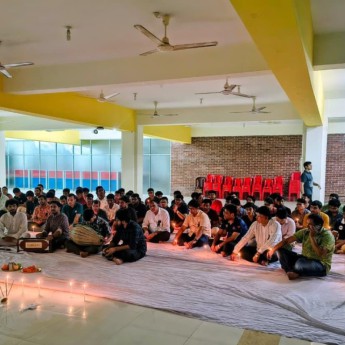 চুয়েটে অর্ণব সাহার আত্মার শান্তি কামনায় প্রার্থনা