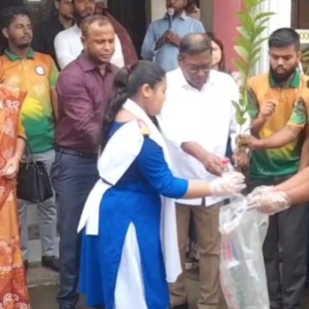 উৎসবমুখর পরিবেশে ময়মনসিংহে ‘ক্লিন সানডে’
