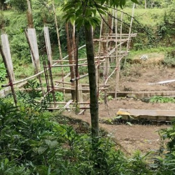সংরক্ষিত বনে ভবন নির্মাণে বন বিভাগের বাধা