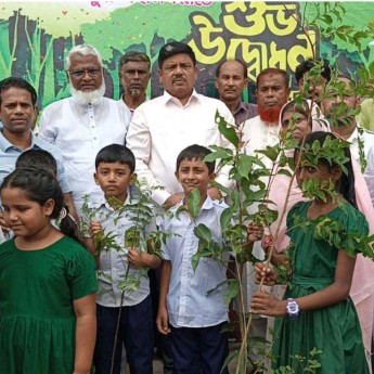 গাজীপুরে বৃক্ষরোপণ কর্মসূচির উদ্বোধন