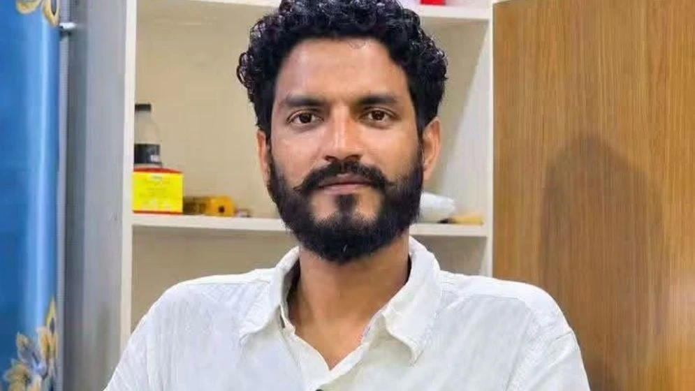 নাটোরে ছাত্রদল নেতাকে গুলি ও কুপিয়ে জখম, এলাকায় থমথমে অবস্থা