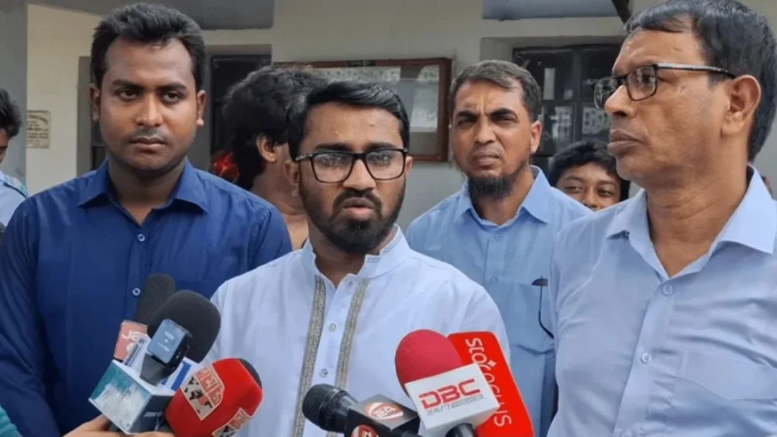 শেখ হাসিনা বাংলাদেশে ফিরবে এটা পাগলেও বিশ্বাস করবে না: রাশেদ খাঁন