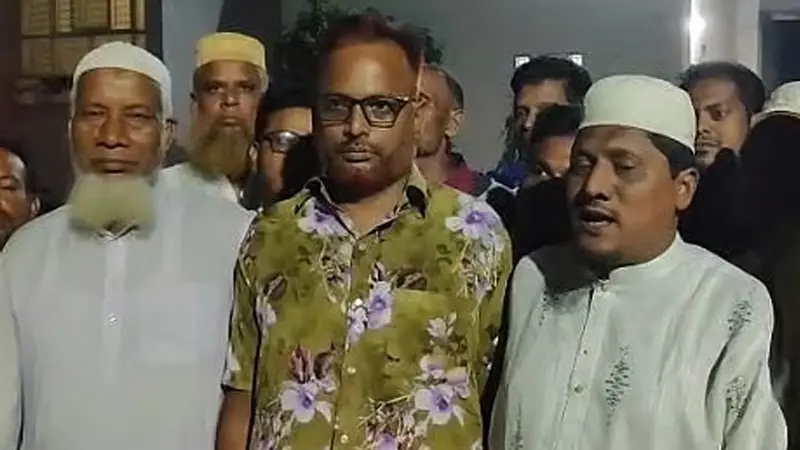 ঝিনাইদহে যুবলীগ নেতা সন্দেহে আটক, জামায়াতের কর্মী দাবি করে ছাড়িয়ে নিলেন নেতাকর্মীরা